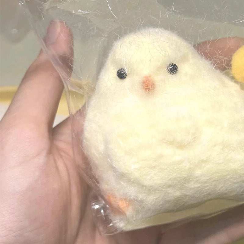 🐥HOT SALE 🐤Stress Releasing Little Chick Squeeze Toy