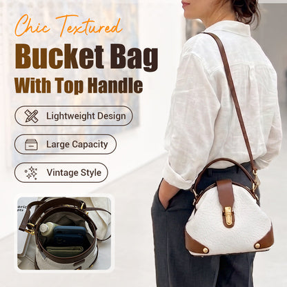 👜  Color-Blocked Bag – Stylish, Metal Hardware, Multi-Way 🧳