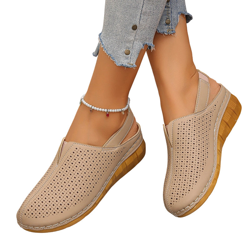 🏖️👡 Women’s Perforated Sandals – All-Day Comfort with a Chic Lift 💖